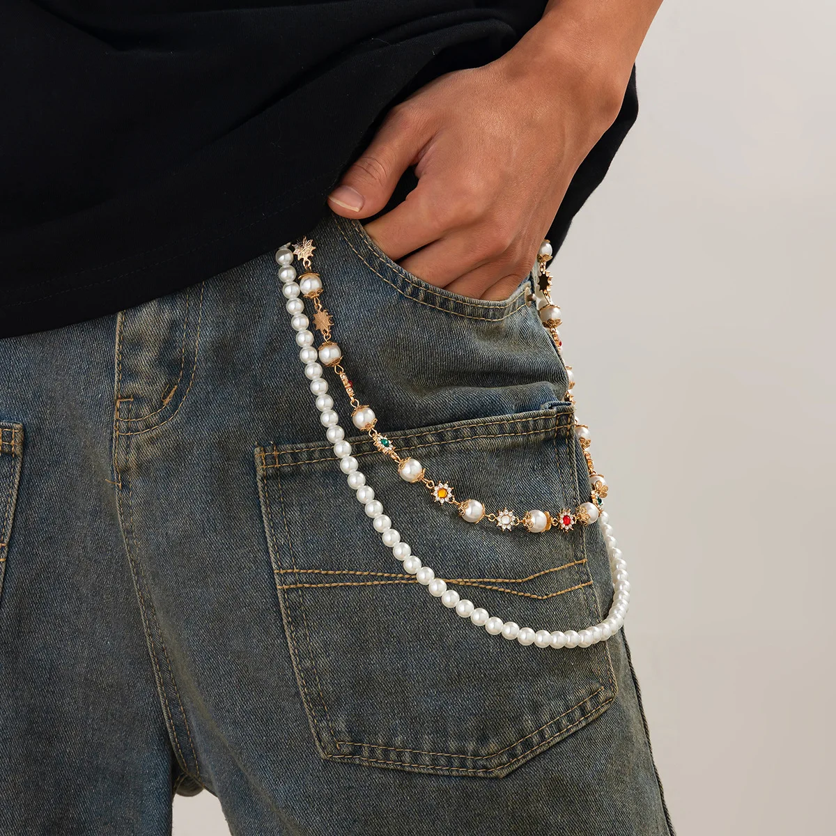 Luxury Pearl Key Pants Chain - Image 3